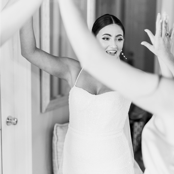 Meet your Posher, Aurelia - Picture 1 of 1